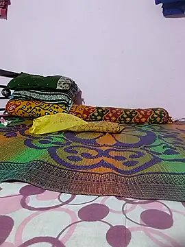 Cute-Swewty online show from March 5, 1:30 pm