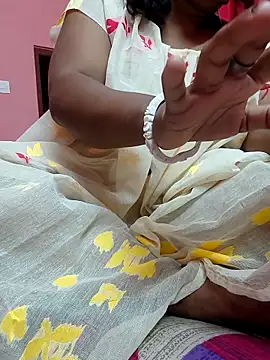 Cute-Swewty online show from April 9, 2:56 pm