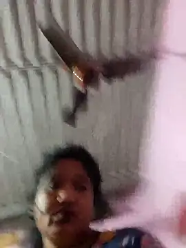 Cute-Swewty online show from November 17, 1:59 pm