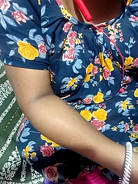 Cute-Swewty online show from November 13, 3:49 pm