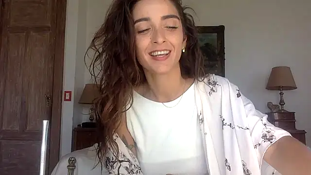 venuslibre online show from November 15, 1:15 pm