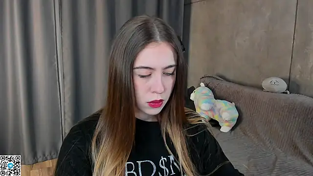 teasememore online show from December 4, 3:00 pm