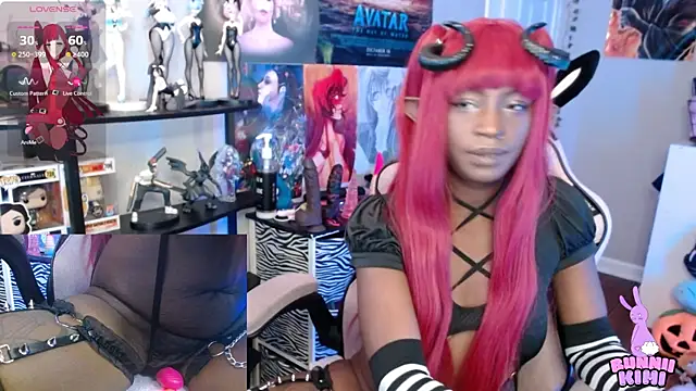 Snapshot of bunniikimi chatting on July 10, 2:28 pm bunniikimi online show from July 10, 2:28 pm