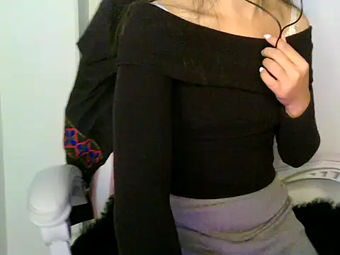 JOLLY 67 online show from November 11, 3:56 am