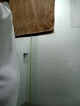 Esmeralda333 online show from February 14, 5:24 pm