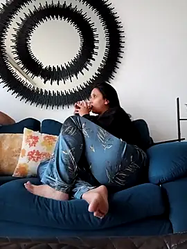 Esmeralda333 online show from April 14, 11:59 am