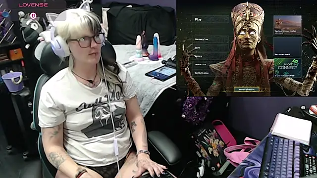 oddywithabody online show from February 25, 6:46 am