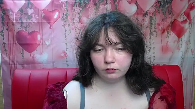 Snapshot of NeonilaLisova chatting on April 22, 12:01 pm NeonilaLisova online show from April 22, 12:01 pm