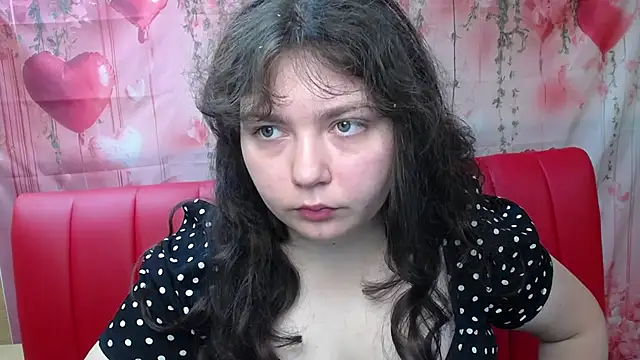 Snapshot of NeonilaLisova chatting on May 31, 5:24 am NeonilaLisova online show from May 31, 5:24 am
