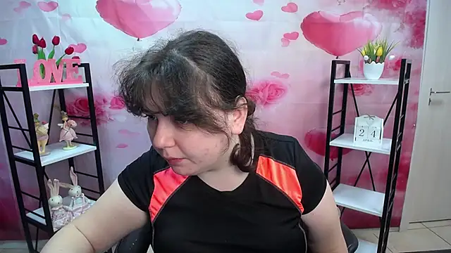 Snapshot of NeonilaLisova chatting on April 25, 5:10 am NeonilaLisova online show from April 25, 5:10 am