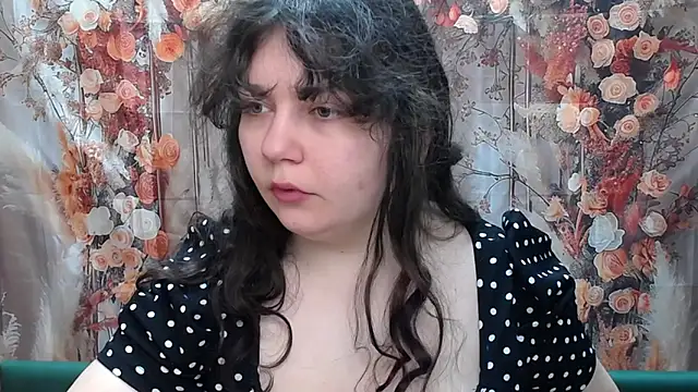 NeonilaLisova online show from February 8, 6:11 am