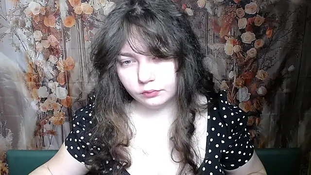 NeonilaLisova online show from February 5, 6:09 am