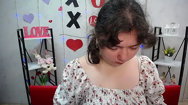 NeonilaLisova online show from October 12, 5:31 am