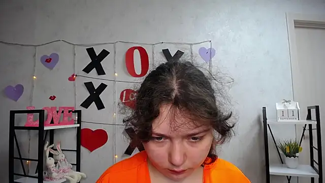 NeonilaLisova online show from September 11, 5:29 am