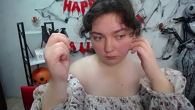 NeonilaLisova online show from November 10, 12:21 pm