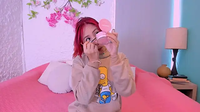 Snapshot of violet_belle_ chatting on October 24, 12:15 pm violet belle online show from October 24, 12:15 pm