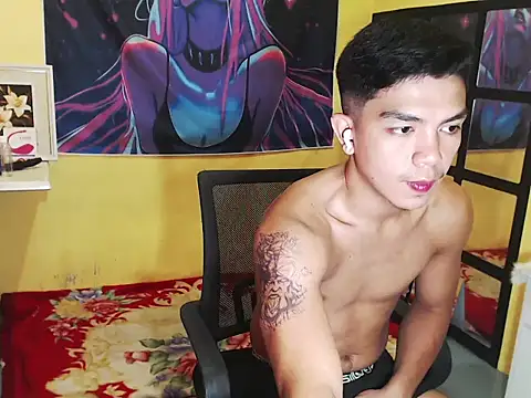 Snapshot of Hunky_paul chatting on November 27, 11:21 am Hunky paul online show from November 27, 11:21 am