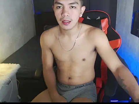 Hunky paul online show from April 28, 1:48 pm