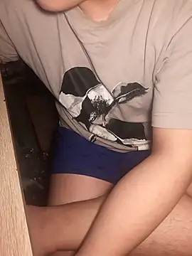 MinhTuan2002 online show from September 26, 6:37 pm