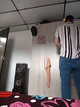 monjita suyo online show from February 8, 10:07 pm