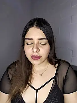 Nahomy cm online show from October 30, 9:55 pm