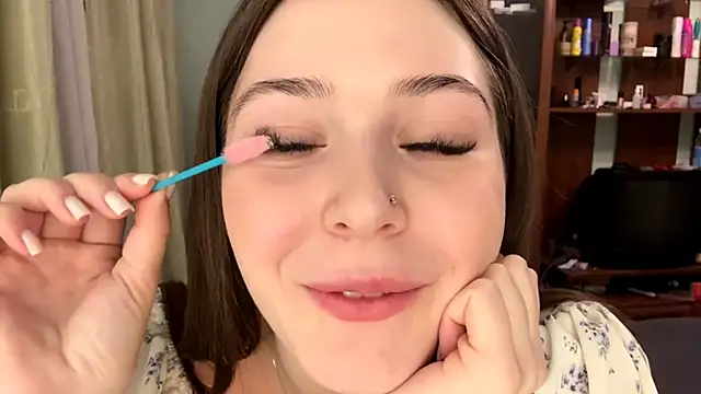 Adel strongwoman online show from February 13, 7:25 pm