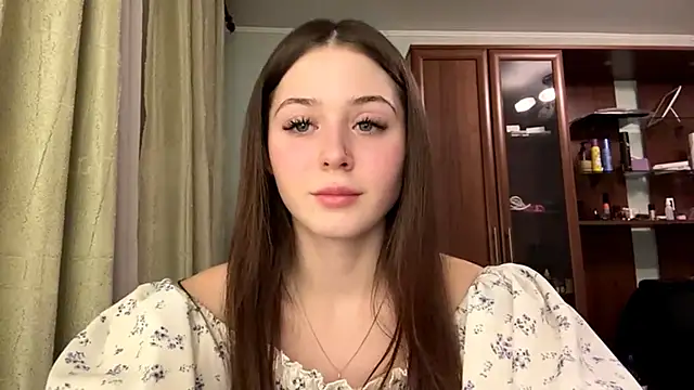 Adel strongwoman online show from February 11, 6:08 pm