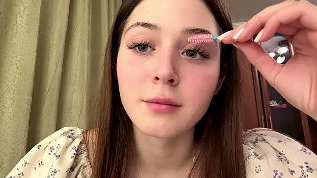 Adel strongwoman online show from February 26, 7:14 pm