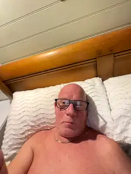 philefc online show from October 30, 9:44 pm