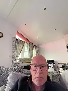 Snapshot of philefc chatting on March 15, 4:58 pm philefc online show from March 15, 4:58 pm