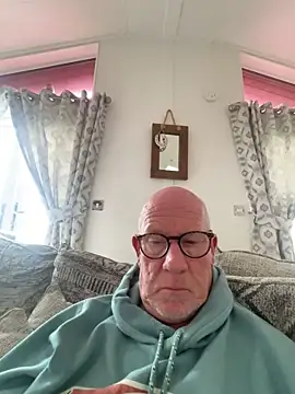 philefc online show from October 17, 12:07 pm