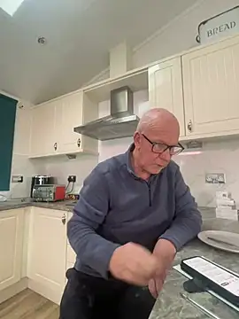 philefc online show from January 11, 9:38 am