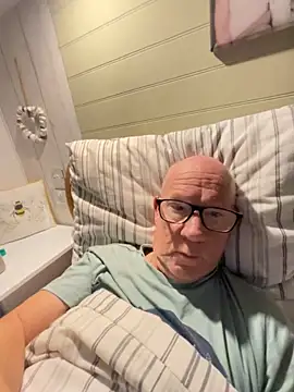 philefc online show from December 22, 8:36 am