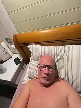 philefc online show from October 13, 8:05 am