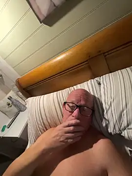 philefc online show from October 15, 8:39 pm