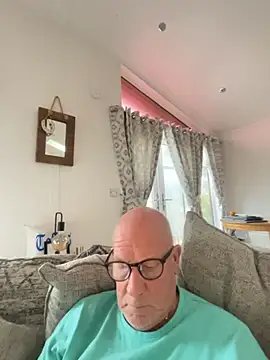 philefc online show from November 10, 11:15 am