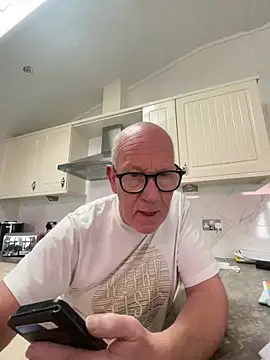 Snapshot of philefc chatting on February 26, 10:26 am philefc online show from February 26, 10:26 am