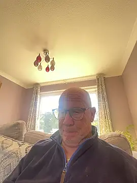 philefc online show from April 23, 10:22 am