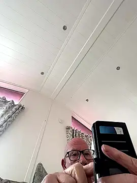 philefc online show from January 14, 1:37 pm