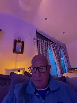 philefc online show from December 21, 3:57 pm