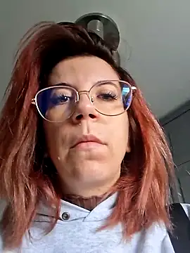 Anayssa  online show from September 30, 1:28 pm