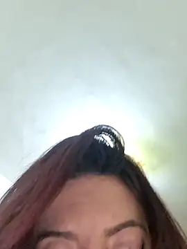 Anayssa  online show from February 13, 5:57 pm