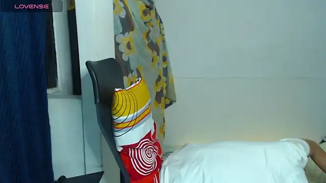 JhoanVelezModel online show from October 12, 4:14 am