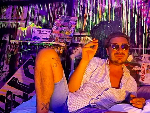 Snapshot of 3615-ULLA chatting on September 20, 12:37 am 3615-ULLA online show from September 20, 12:37 am