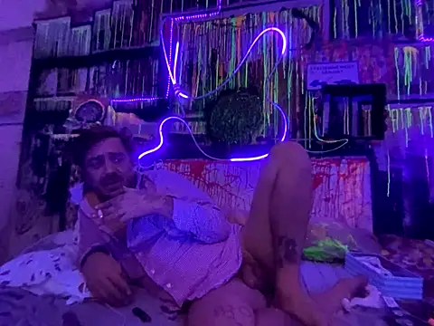 Snapshot of 3615-ULLA chatting on October 26, 5:30 am 3615-ULLA online show from October 26, 5:30 am