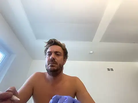 Snapshot of 3615-ULLA chatting on October 19, 8:50 am 3615-ULLA online show from October 19, 8:50 am