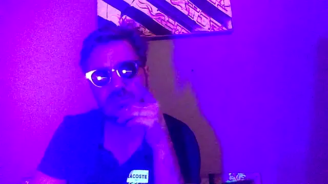 3615-ULLA online show from March 7, 9:20 pm