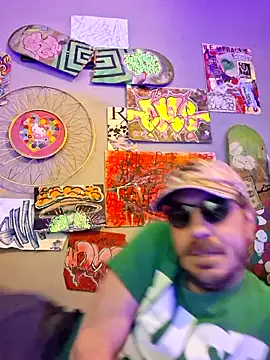 3615-ULLA online show from March 13, 8:41 am