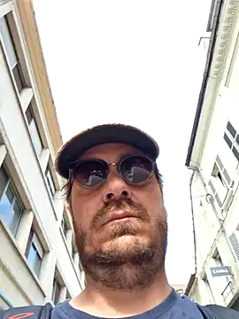 3615-ULLA online show from March 24, 1:33 pm