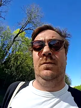 3615-ULLA online show from April 7, 2:08 pm